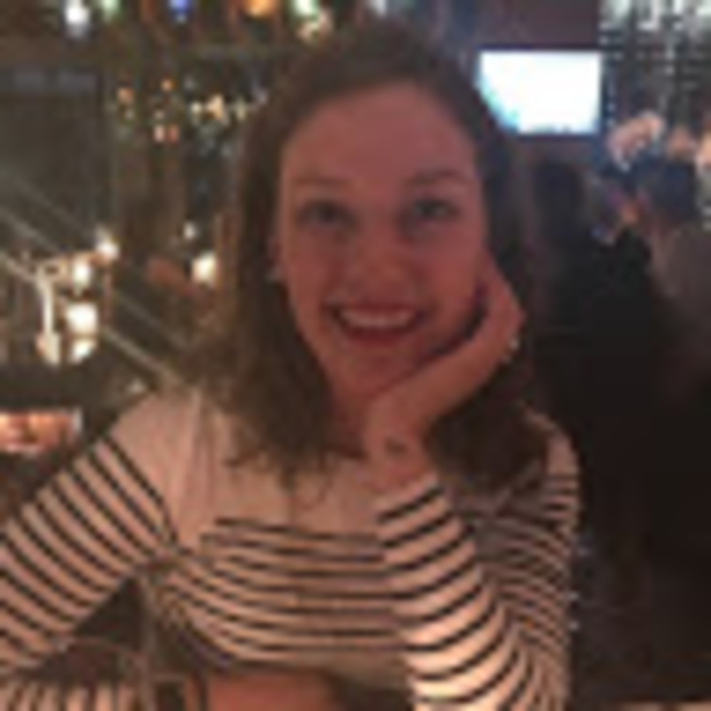Meet your Posher, Hilary
